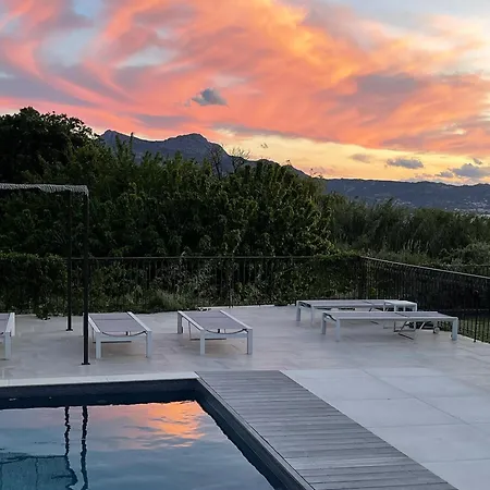 Clos Des Oliviers * Lumio (Corsica)