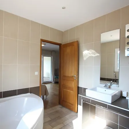 Clos Des Oliviers * Lumio (Corsica)