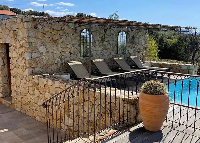 Clos Des Oliviers Lumio (Corsica)